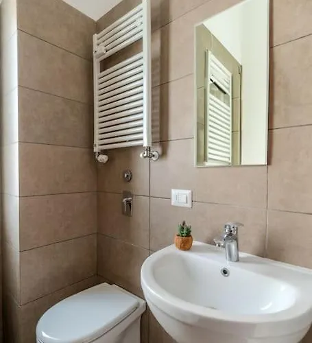 Station-duomo - 3 Bedrooms With Jacuzzi Mailand