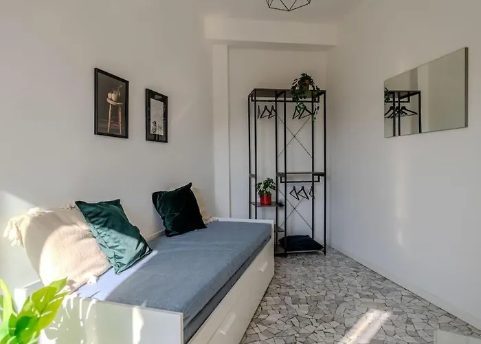 Apartment Station-duomo - 3 Bedrooms With Jacuzzi *